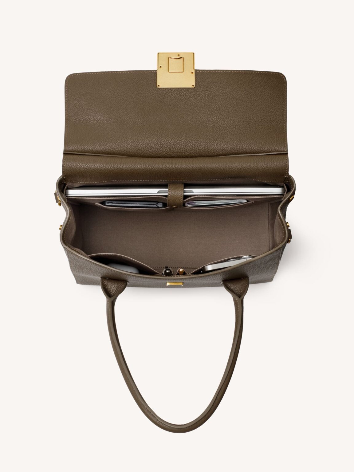 86000155_inside_2048px