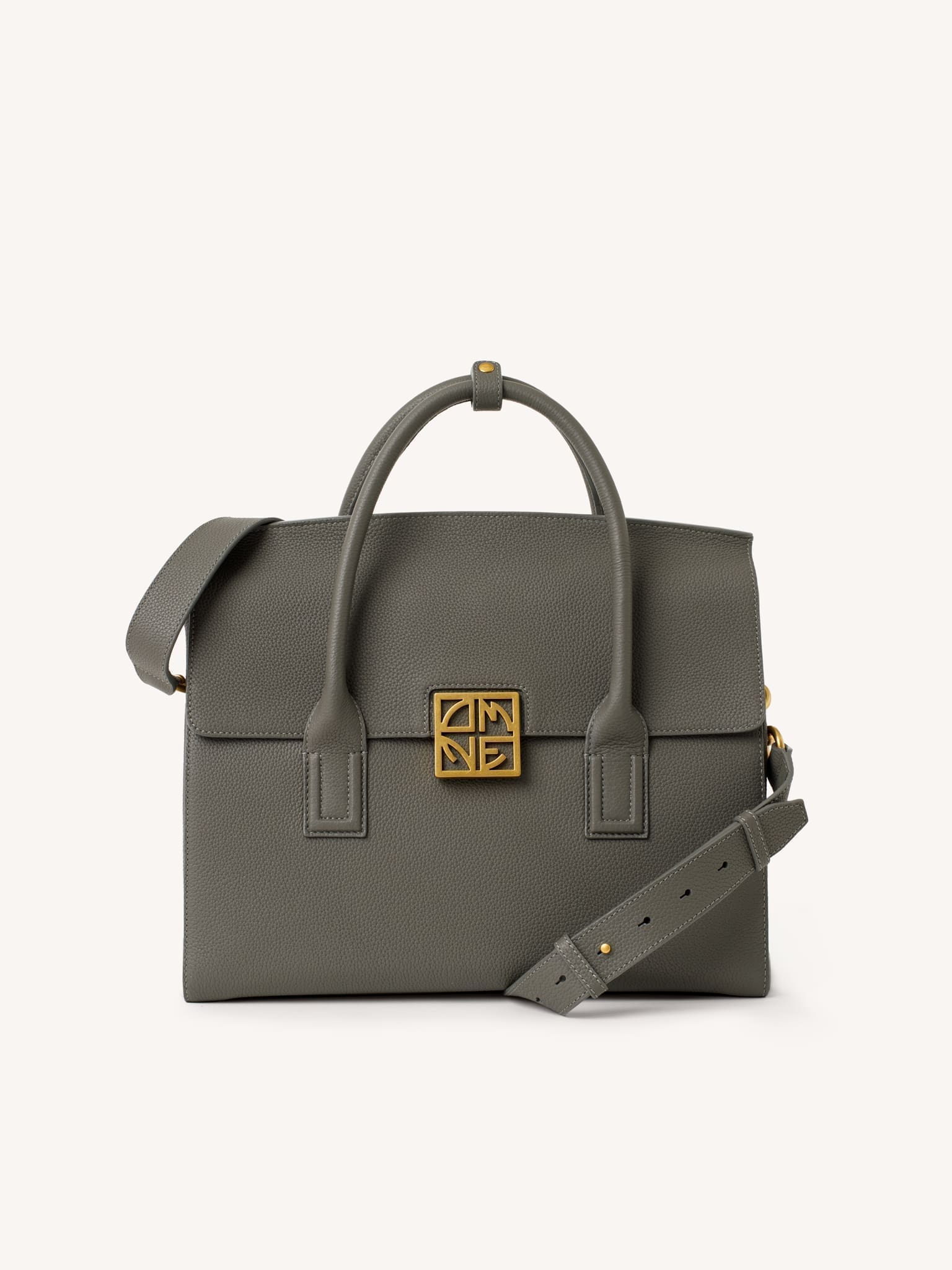 86000444_front_onestrap_2048px