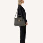 86000444_shoulder_esther_2048px