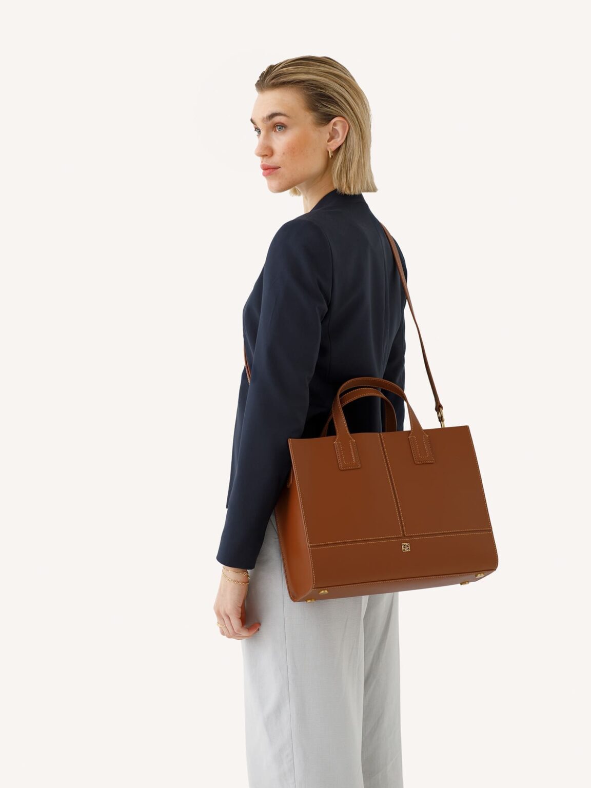 86000566_crossbody_esther_2048px